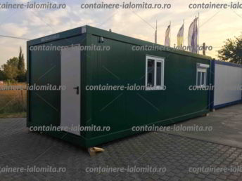 case tip container